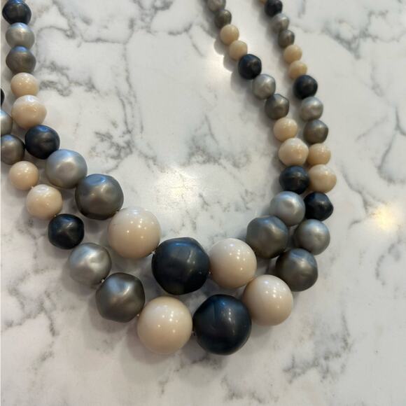 Vintage Gray Cream Double Layer Beaded Necklace - Picture 3 of 4